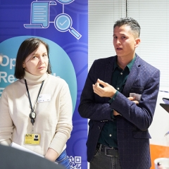 Okhunjon Sayfidinov (DOSZ) speaks during the group discussion